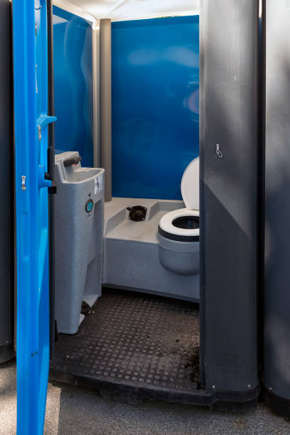 Best Luxury portable toilet rental  in Merritt Island, FL